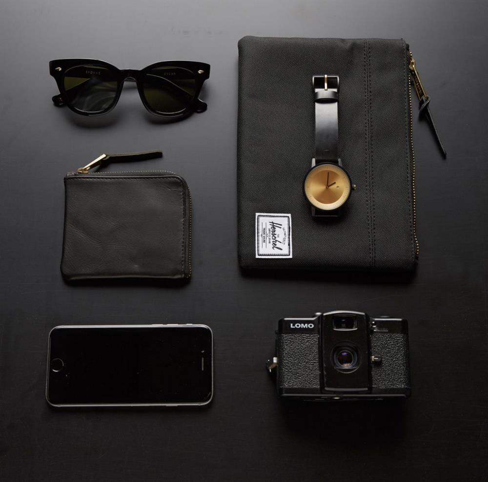 Dixon Swiss- Black / Gold - 42mm